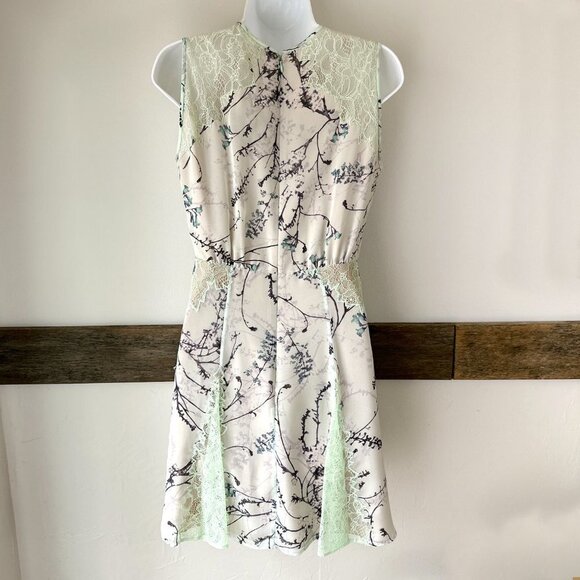 BCBGMaxazria  Gwyneth Floral Dress‎ Nature light Mint Lace - Picture 3 of 9